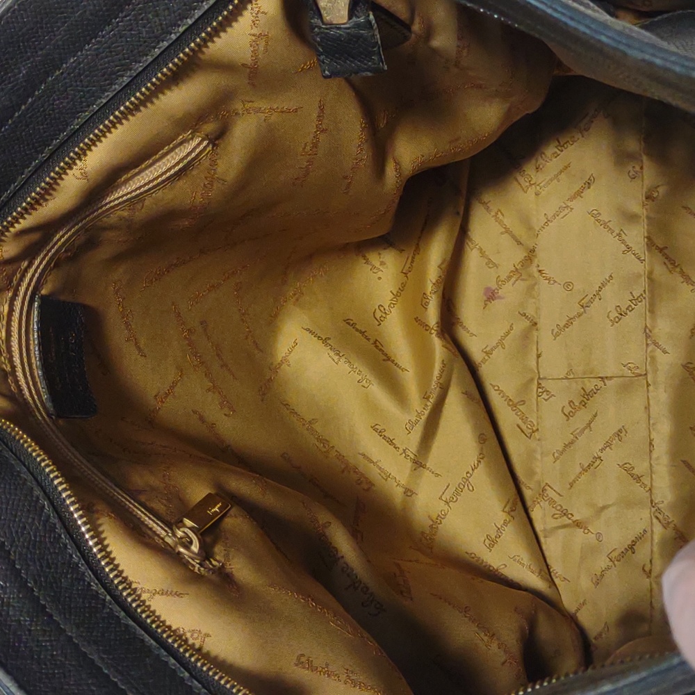 Ferragamo Pebble Leather Tote Bag - Picture 13 of 16